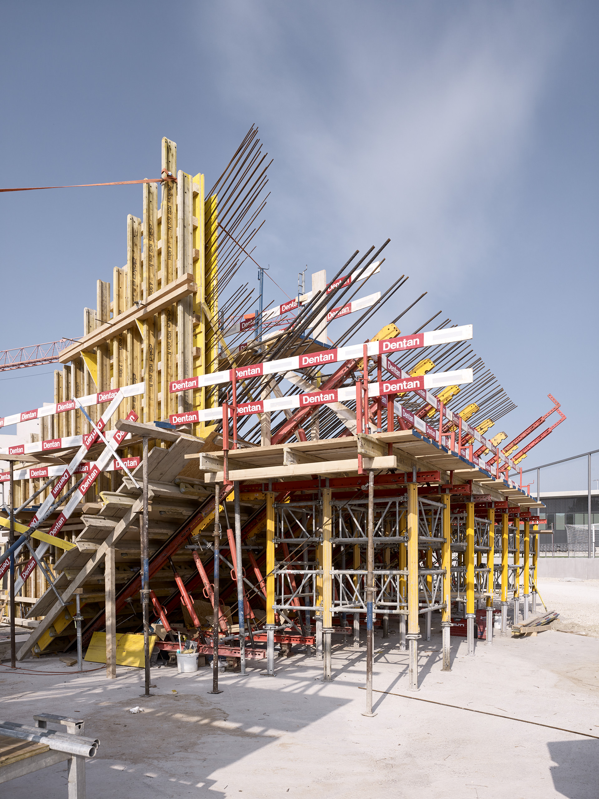 Stade de la Tuilière, Lausanne